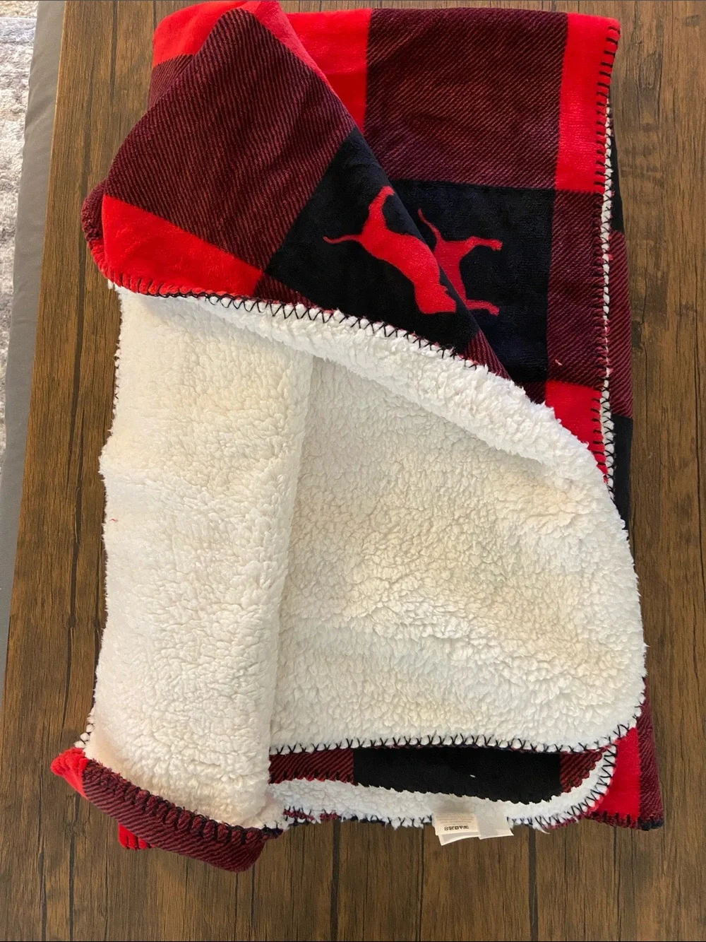 VICTORIA’S SECRET PINK SHERPA BLANKET